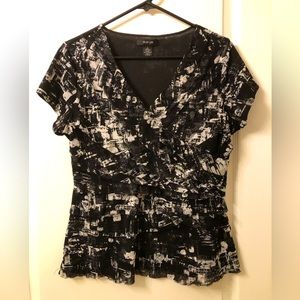Style & Co. Black and White V-Neck Blouse with Short Sleeves